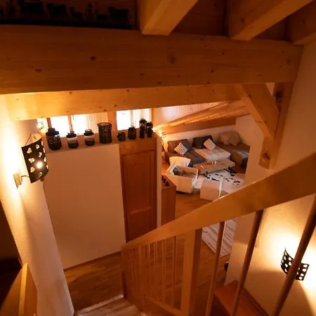 Magnifique Attique Avec Vue Imprenable, 3 Chambres, 2 Salle De Bains *