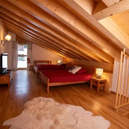 アパート Magnifique Attique Avec Vue Imprenable, 3 Chambres, 2 Salle De Bains ヴィラール・シュル・オロン